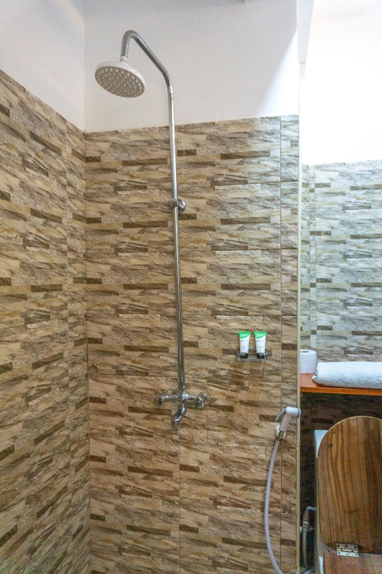Lilac Elevate Inn Karatu Zewnętrze zdjęcie