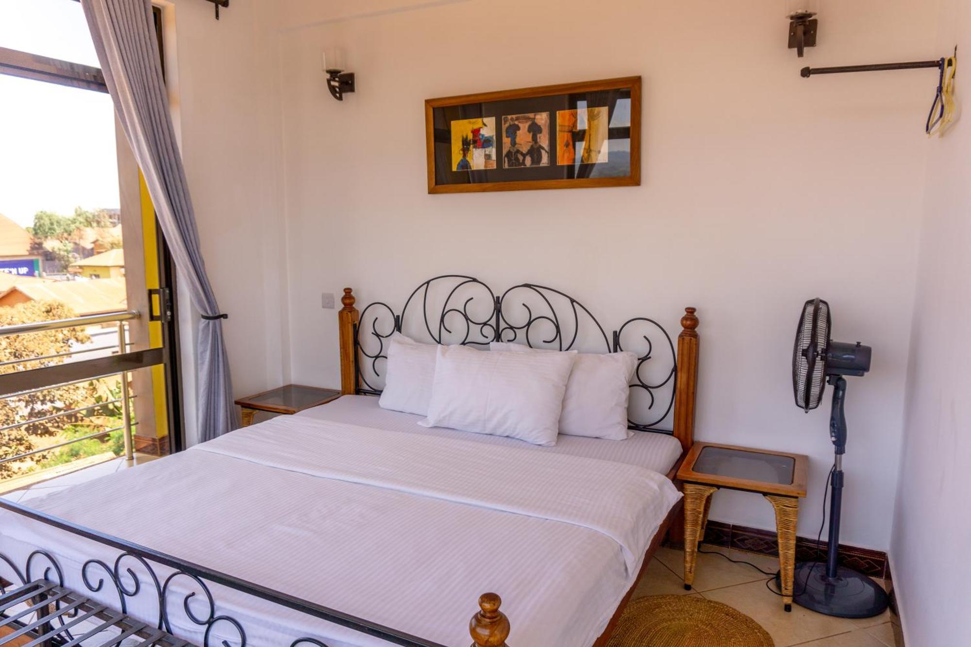 Lilac Elevate Inn Karatu Zewnętrze zdjęcie